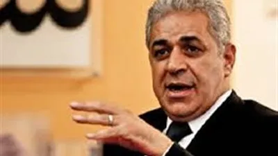 حمدين صباحي: خالص العزاء للمصري النبيل محمد أبو تريكة