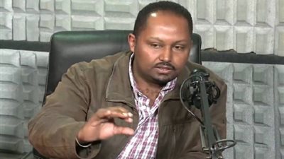 زوجة صحفي إثيوبي تناشد السلطات البريطانية والأمريكية لإطلاق سراحه 