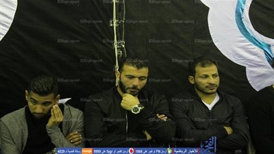 صور عزاء والد محمد أبوتريكة بحضور محمود الخطيب ونجوم الأهلي 