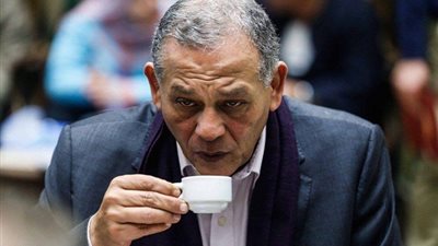 بعد اسقاط عضويته.. هل يعود 