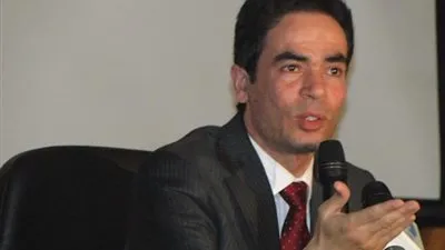 المسلماني: الصين تسعى للتواصل مع الكائنات الفضائية.. وهذا قد يُدمر الأرض (فيديو)