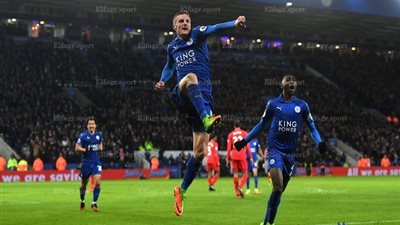 شاهد.. فاردي يضرب شباك ليفربول من جديد و يضيف الهدف الثاني له والثالث لليستر سيتي 3-0 