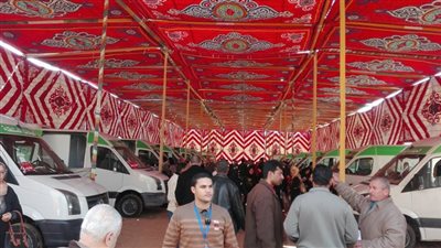 قافله طبية توقع الكشف على 1135 مريض بقرية المحمودية في الدقهلية