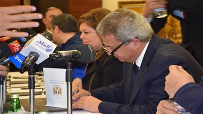 وزارة الرياضة تنهي 390 شكوى من الاتحادات والأندية  