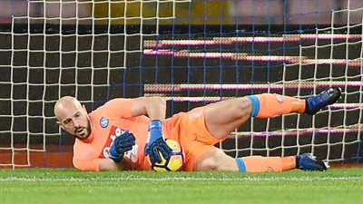 تصدي خيالي من ريينا حارس نابولي لفرصة في منتهى الخطورة ليوفنتوس (فيديو)