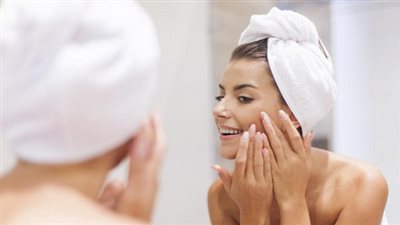 5 طرق فعالة لعلاج الحبوب تحت الجلد.. اكتشفيها