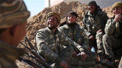 الجيش السورى يقطع الطريق على تركيا نحو الرقة