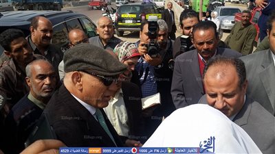 محافظ الإسكندرية يشدد على ضرورة قيام المسؤولين بأعمالهم على أكمل وجه (صور)