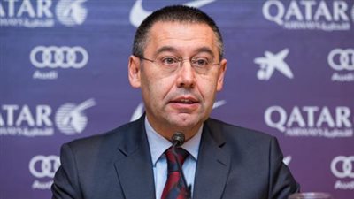 رئيس نادي برشلونة الرياضي يزور جناح OPPO في المعرض العالمي للهواتف MWC 2017 