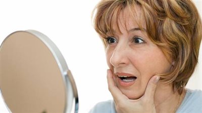 6 علاجات منزلية لمحاربة الخطوط حول الفم