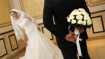 لعلاقة أفضل.. تعرفي على مراحل الزواج السبعة