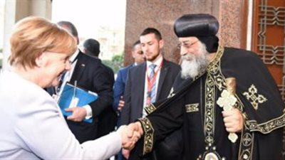ماذا قال البابا تواضروس للمستشارة الألمانية عن أوضاع المسيحيين في مصر!