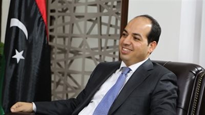 معيتيق وسيالة يلتقيان وزير الصناعة والتجارة الروسي