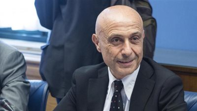 وزير إيطالي: وضعنا ثلاثة أركان لإدارة ملف الهجرة في البلاد