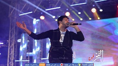 محمد شاهين يشعل حفله في ستاد القاهرة بأغنية 