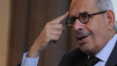 رانيا ياسين مهاجمة 