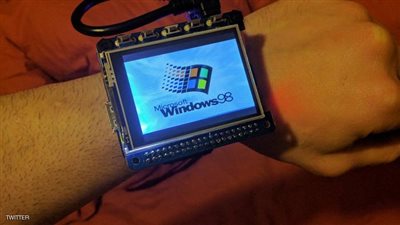 على خطى نوكيا 3310.. 