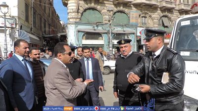مدير أمن الإسكندرية يترأس حملة مكبرة لإزالة الباعه الجائلين (صور)