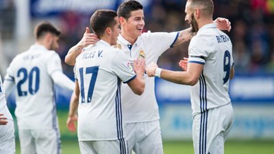 بنزيمة يقود ريال مدريد لسحق إيبار في غياب رونالدو (فيديو)