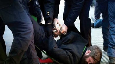 حملة اعتقالات تثير ذعر المهاجرين في أمريكا