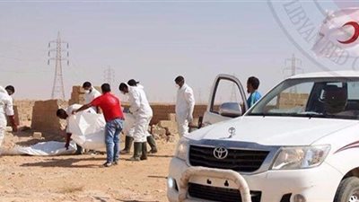 ليبيا: الهلال الأحمر ينتشل 13 جثة من قوات حفتر إثر الاشتباكات قرب رأس لانوف