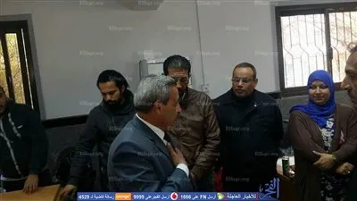 حمودة يتابع العمل في مراكز الخدمات التكنولوجية بدمياط (صور)