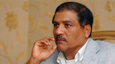 عفت السادات يترشح على مقعد شقيقه بـ