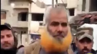 لحظة القبض على ابن عم البغدادي (فيديو)