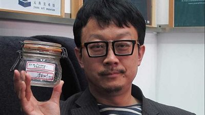 ما يقارب 200 دولارًا.. هذا ثمن لتر الهواء المستورد من هذه الدولة !