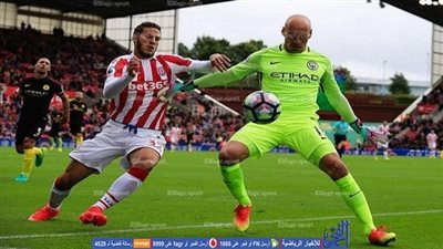 السفير البريطاني بالقاهرة يداعب رمضان صبحي والأخير يرد 