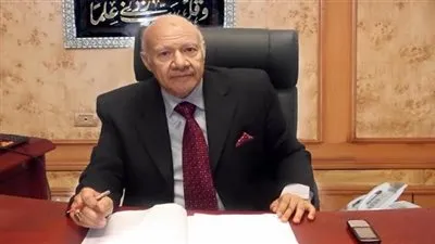 التحقيق في تضرر مواطن من طبيب عيون بالتأمين الصحي بمدينة نصر