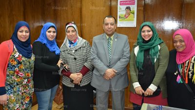 قافلة طبية للكشف المبكر عن سرطان الثدى بمترو الأنفاق