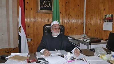 إحالة 6 آئمة بـ