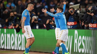 نابولي يُميت ريال مدريد في الشوط الأول بـ 