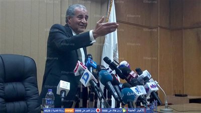 وزير التموين ينفي زيادة دعم السلع التموينية قبل 30 يونيو