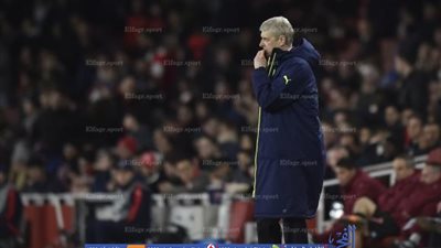 فينجر يخطر لاعبي آرسنال بموعد رحيله 