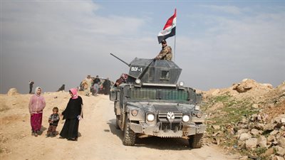 القوات العراقية تعزل الجانب الغربي من الموصل عن تلعفر