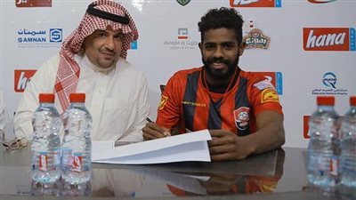 الرائد يبقي السوادي في صفوفه لمدة 3 مواسم