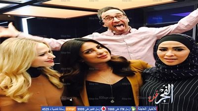 ياسمين المصري تحتفل باليوم العالمي للمرأة مع بريانكا تشوبرا