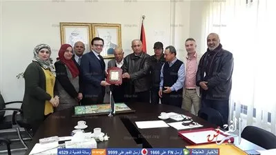 إيهاب بسيسو يجتمع بأعضاء المجلس الثقافي الاستشاري في محافظة الخليل