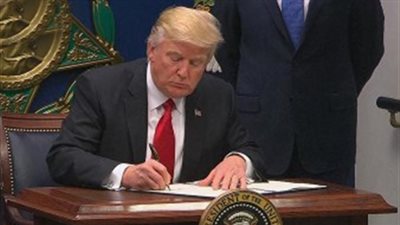  الخرطوم تستدعي القائم بالأعمال الأميركي للاحتجاج على قرار حظر السفر