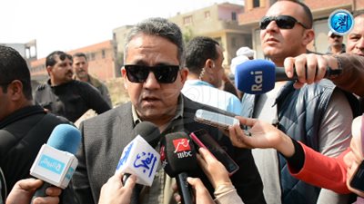 وزير الآثار: انتظروا مفاجأة قريبًا بالأقصر (فيديو) 