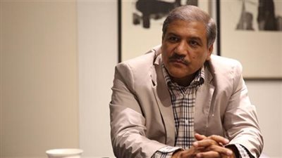 عفت السادات بديلاً لشقيقه أنور فى دائرة تلا