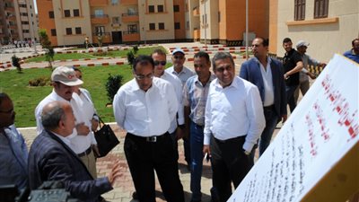 وزير الإسكان يمد فترة سداد الـ20% للفائزين في 