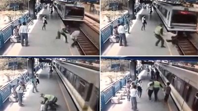 في مشهد مؤثر.. شرطي  ينقذ رجلاً من الموت باللحظة الأخيرة (فيديو)