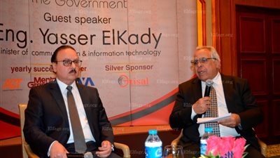 وزير الاتصالات: قواعد البيانات الإلكترونية ستمكن الحكومة من توصيل الدعم لمستحقية