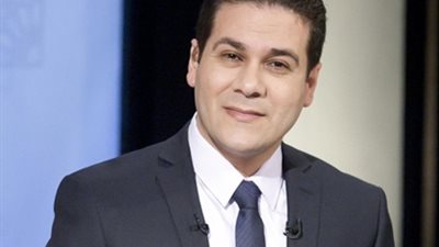 مظهر شاهين عن تمثالي 