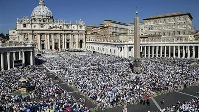 ديلى ميل: موجة من الاتهامات الجنسية تلاحق كهنة روما