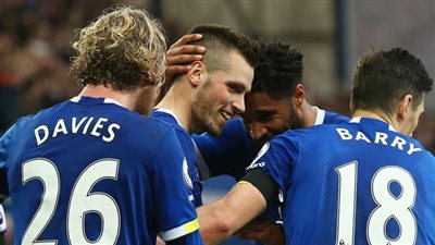 إيفرتون يسحق وست بروميتش.. وبورنموث يقتل وست هام بثلاثية 