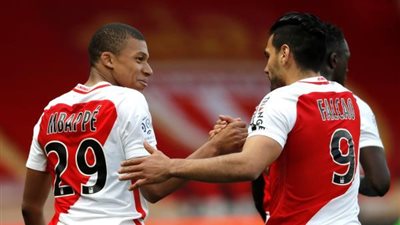 موناكو يعبر عقبة بوردو بصعوبة في الدوري الفرنسي